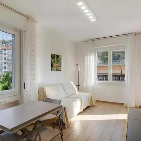 Ninfea Apartment *